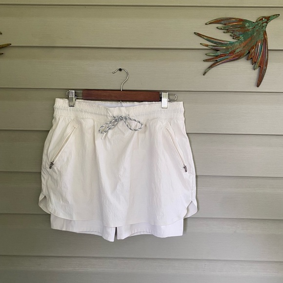 ATHLETA Trekkie North Skort SPF hiking active shorts size 10 magnolia white EUC - Picture 5 of 15